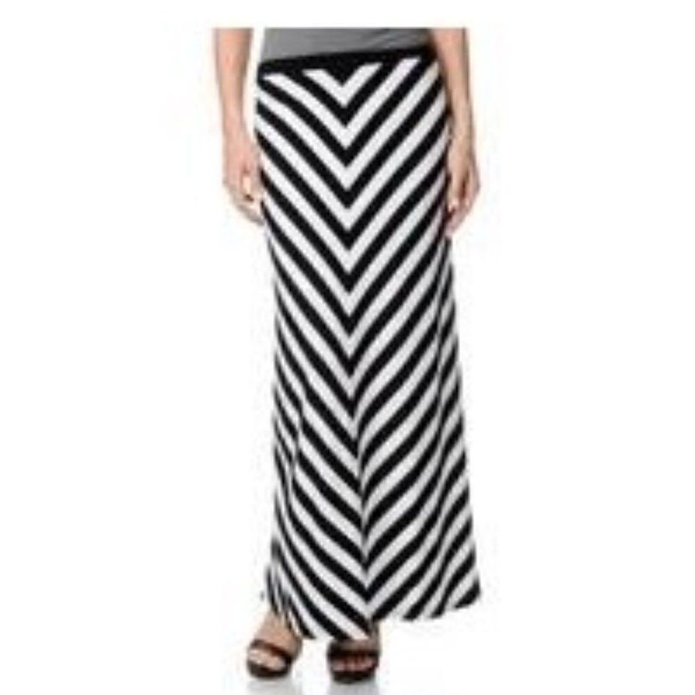 Chelsea & Theodore Black/White striped Maxi skirt, size 3X